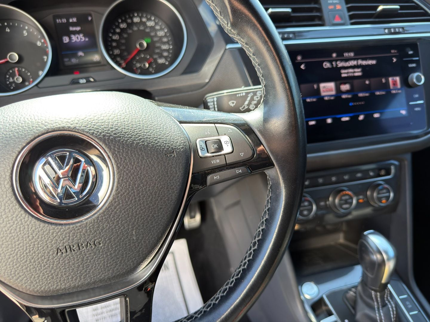 2021 Volkswagen Tiguan SE R-Line Black