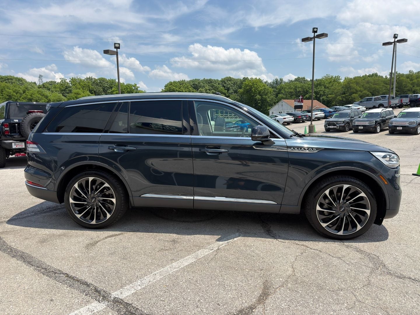 2023 Lincoln Aviator Reserve
