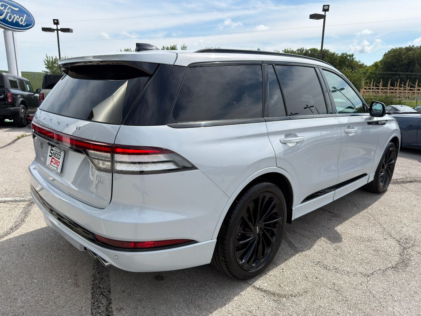 2025 Lincoln Aviator Reserve