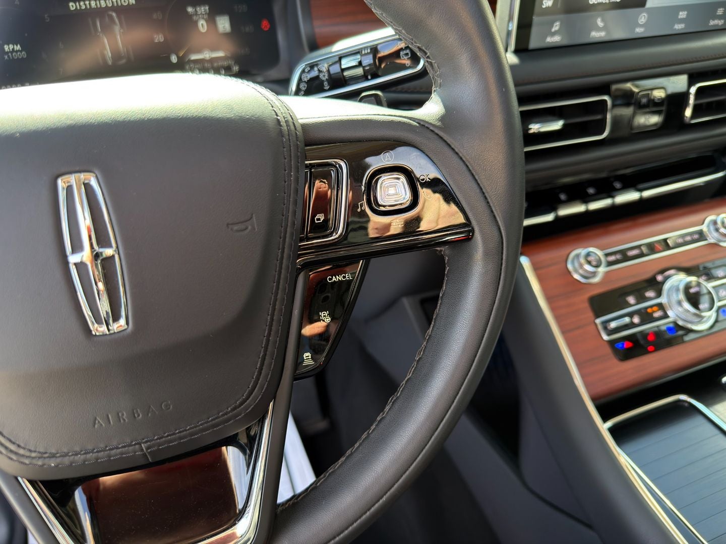 2024 Lincoln Aviator Reserve