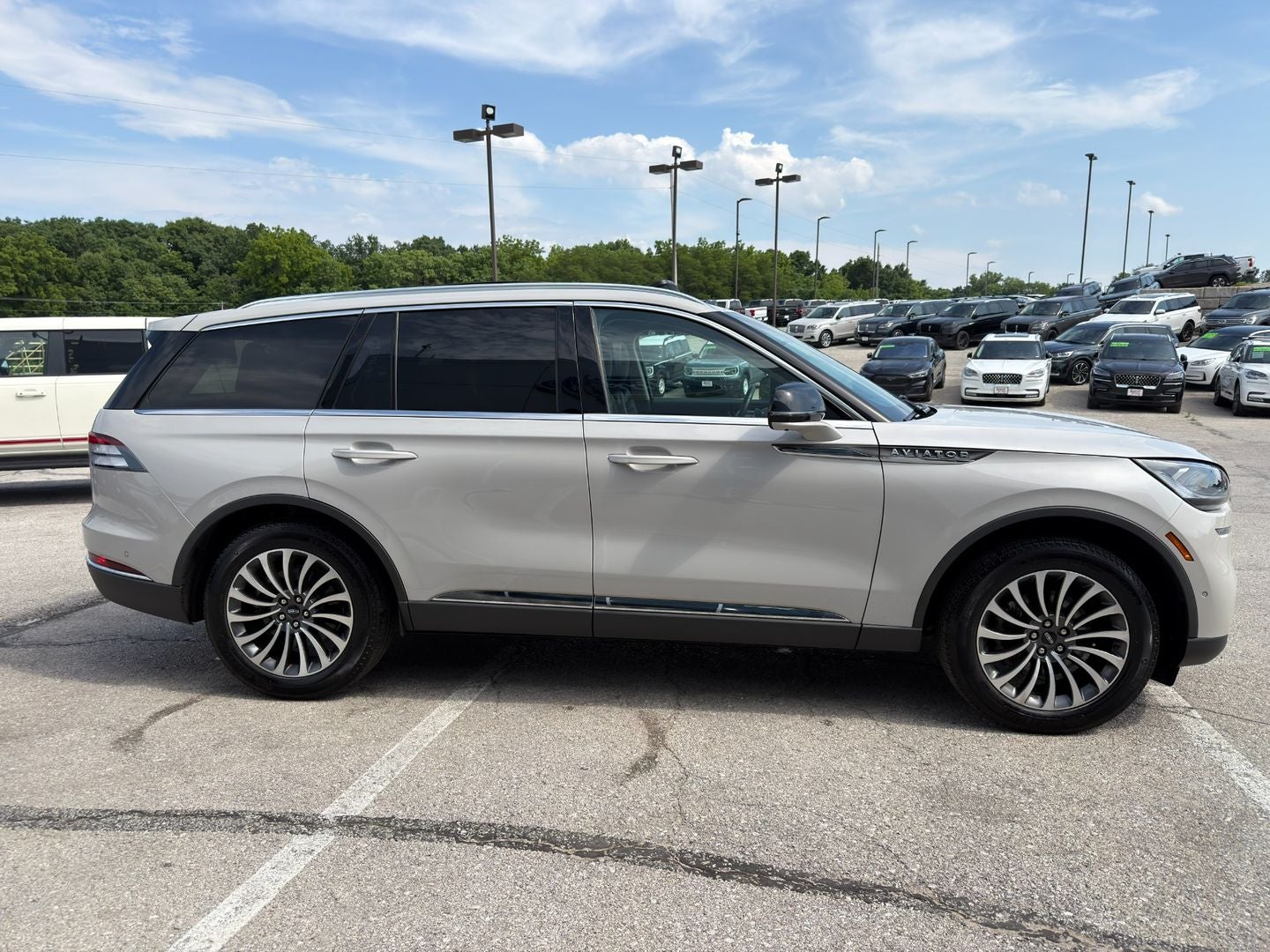 2024 Lincoln Aviator Reserve