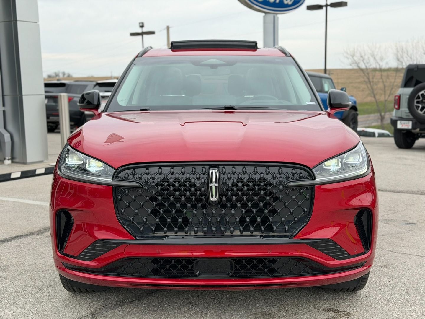 Used 2025 Lincoln Aviator Reserve with VIN 5LM5J7XCXSGL21347 for sale in Kansas City