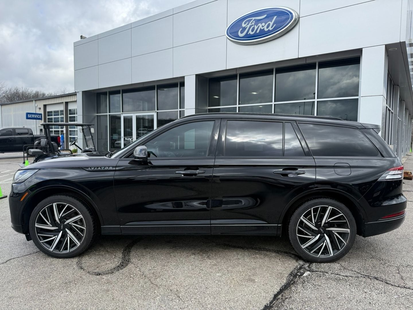 2025 Lincoln Aviator Black Label
