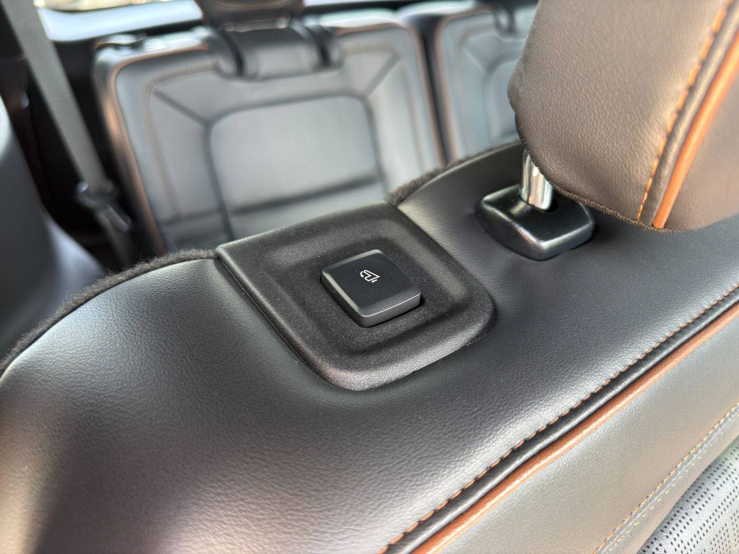 2025 Lincoln Aviator Black Label