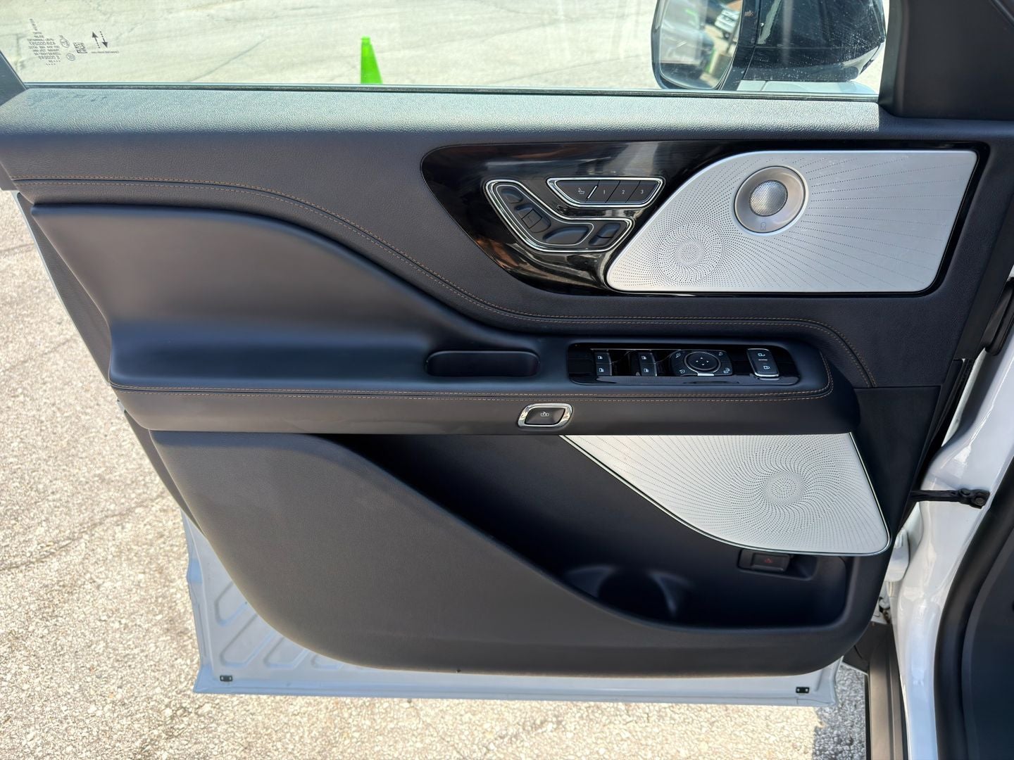 2025 Lincoln Aviator Black Label