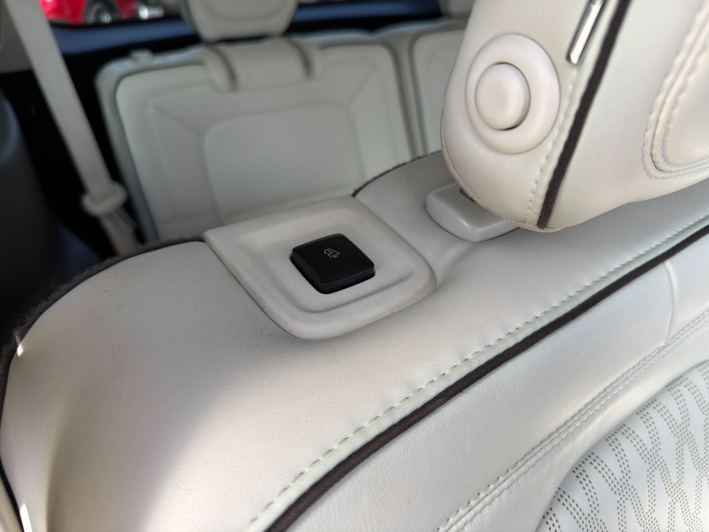 2020 Lincoln Aviator Black Label