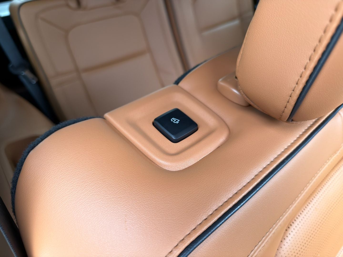 2025 Lincoln Aviator Black Label