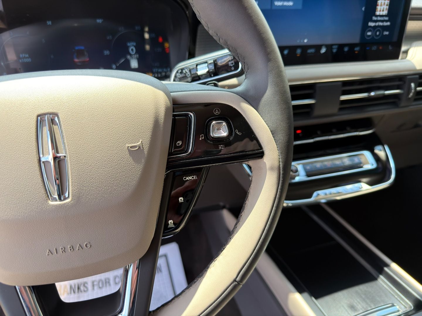 2023 Lincoln Corsair Standard