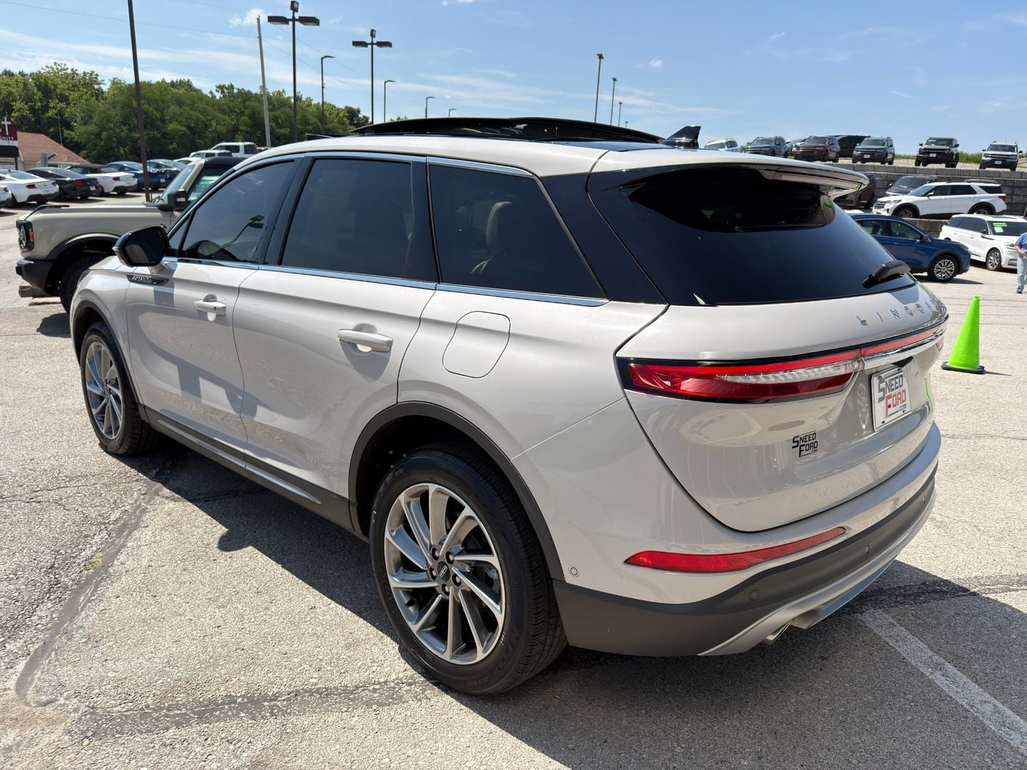 2023 Lincoln Corsair Standard