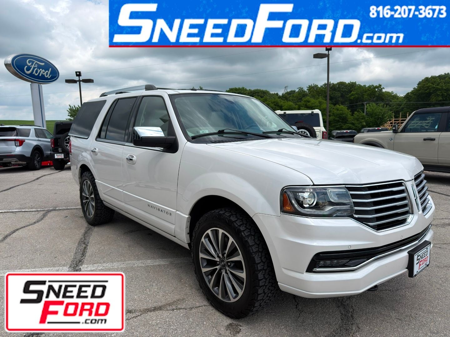 2017 Lincoln Navigator Select