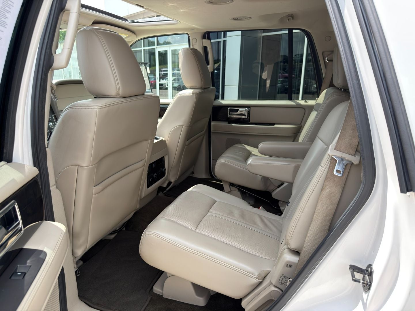 2017 Lincoln Navigator Select