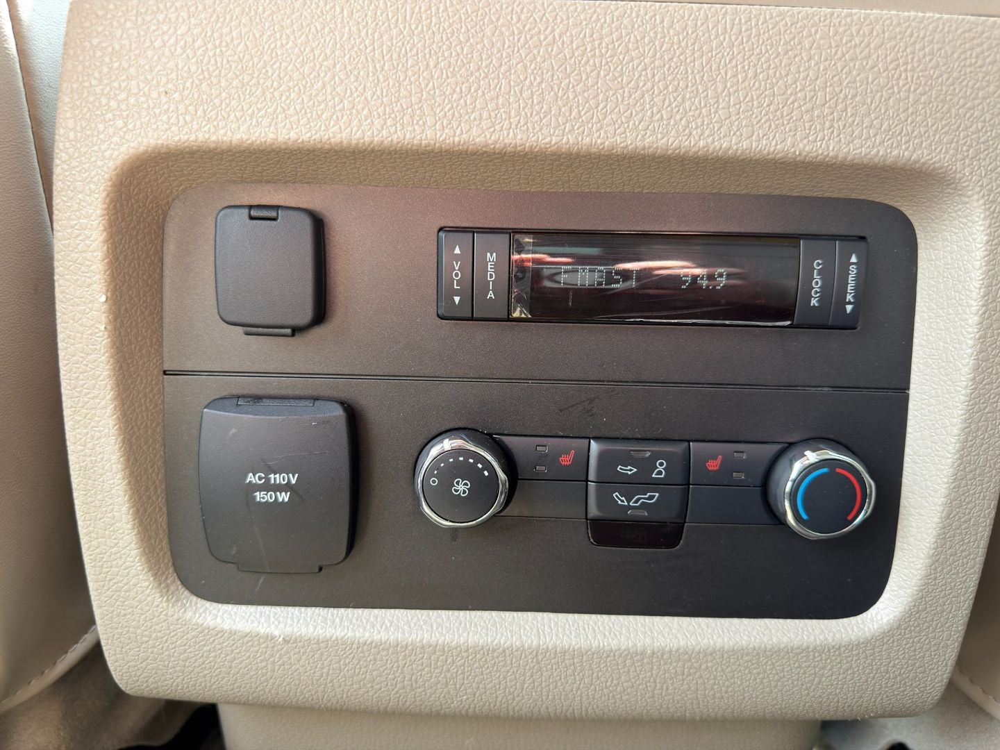 2017 Lincoln Navigator Select