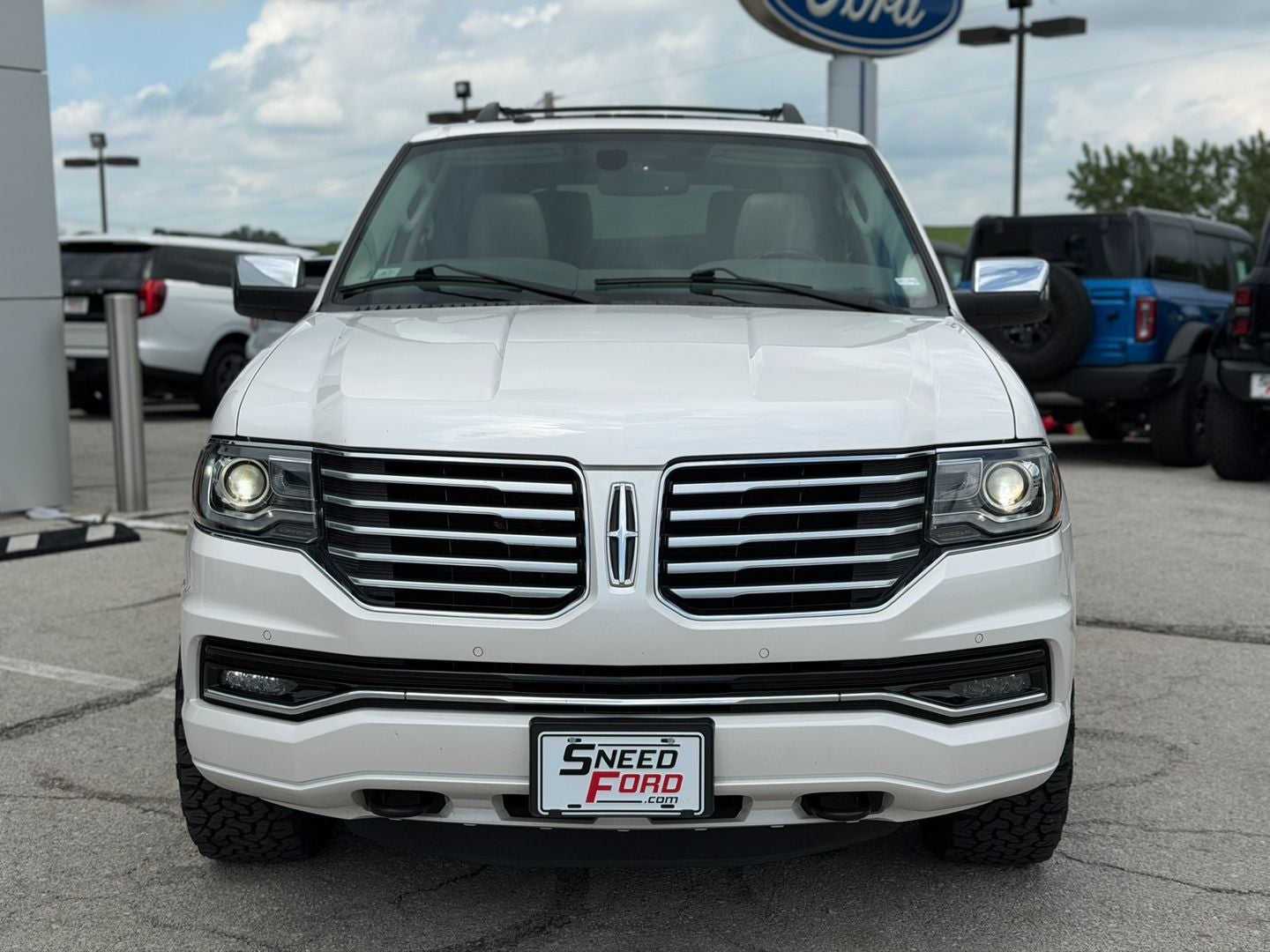 Used 2017 Lincoln Navigator Select with VIN 5LMJJ2JT8HEL02908 for sale in Kansas City