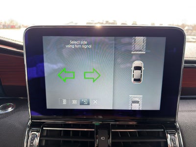 2019 Lincoln Navigator Select