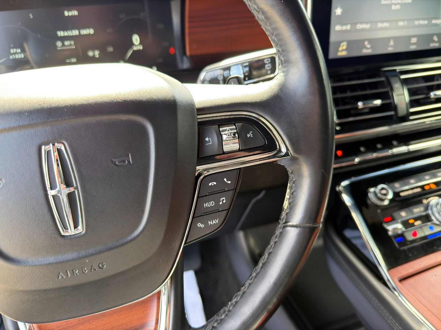 2019 Lincoln Navigator Select