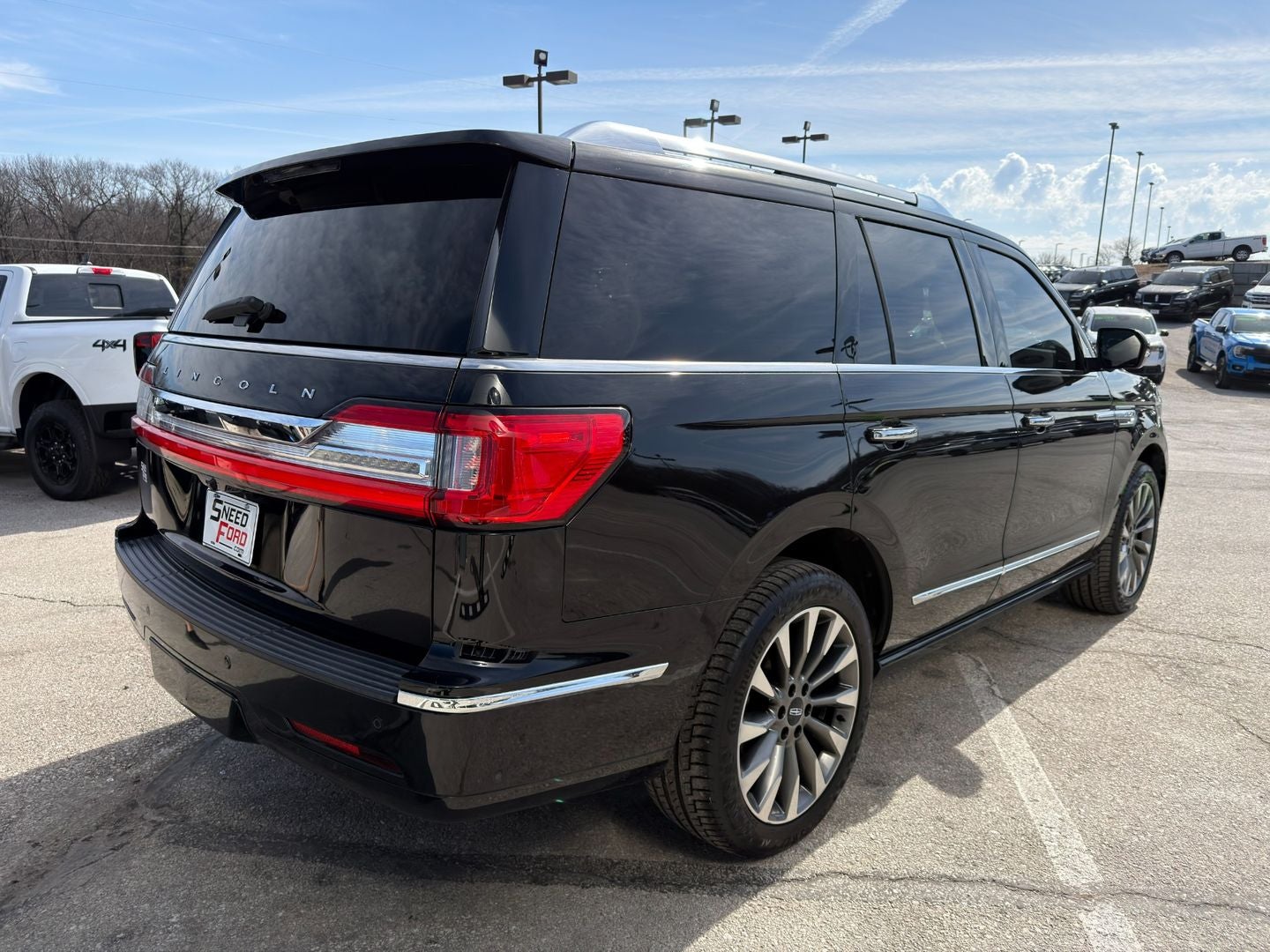 2019 Lincoln Navigator Select