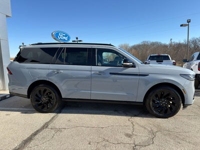2025 Lincoln Navigator Reserve