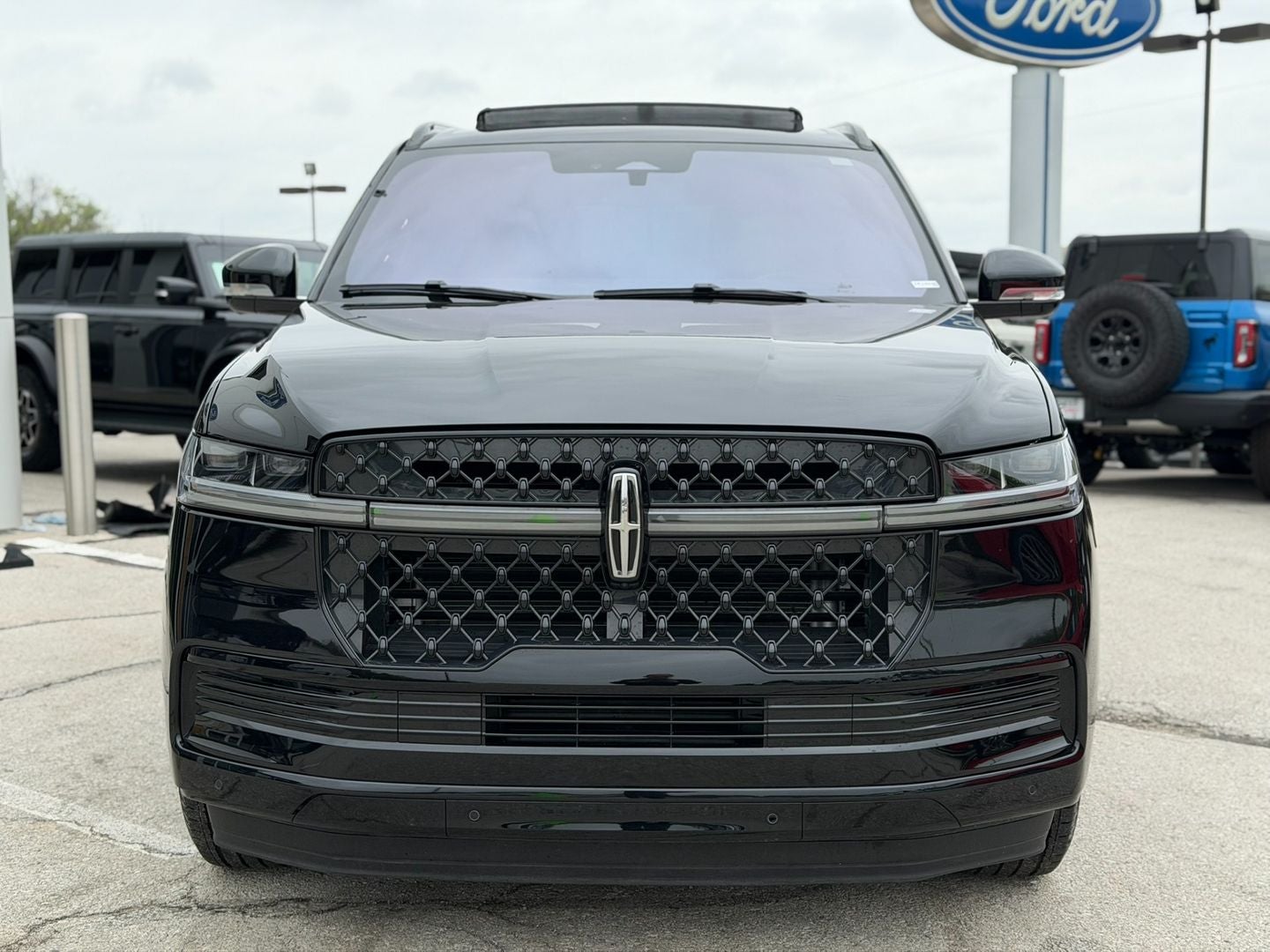 2025 Lincoln Navigator Reserve