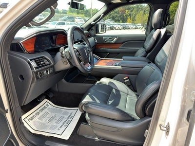 2024 Lincoln Navigator Premiere