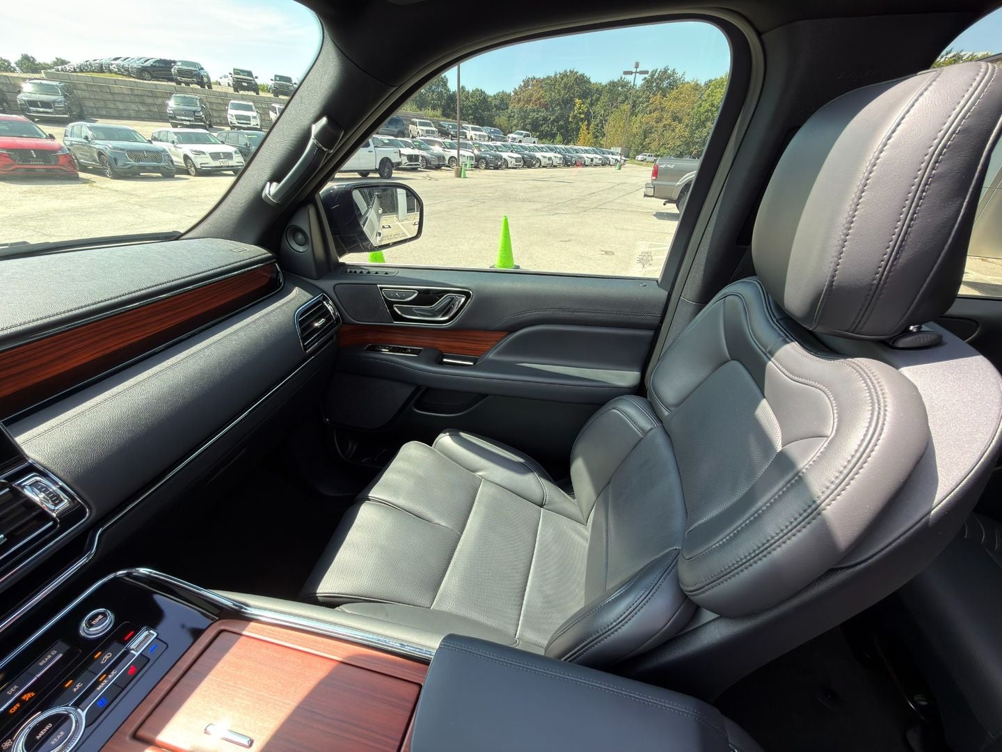 2024 Lincoln Navigator Premiere