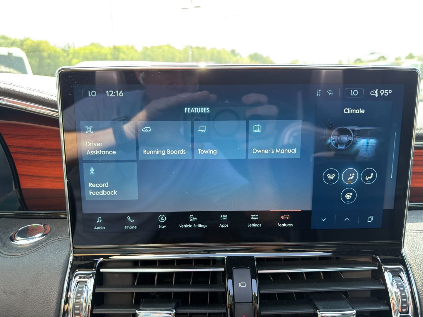 2024 Lincoln Navigator Premiere