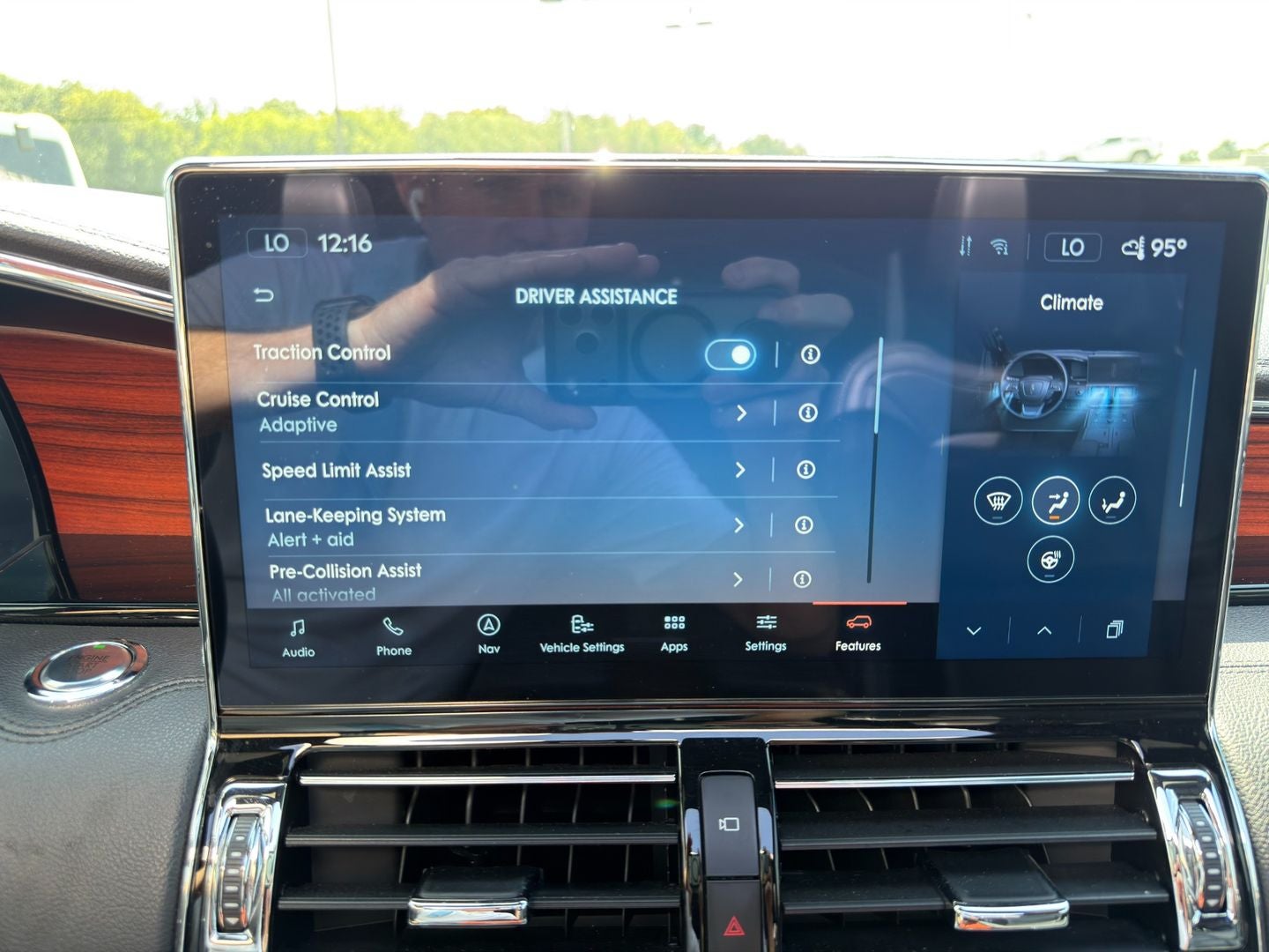 2024 Lincoln Navigator Premiere