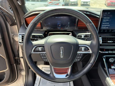 2024 Lincoln Navigator Premiere