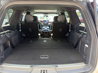 2024 Lincoln Navigator Premiere
