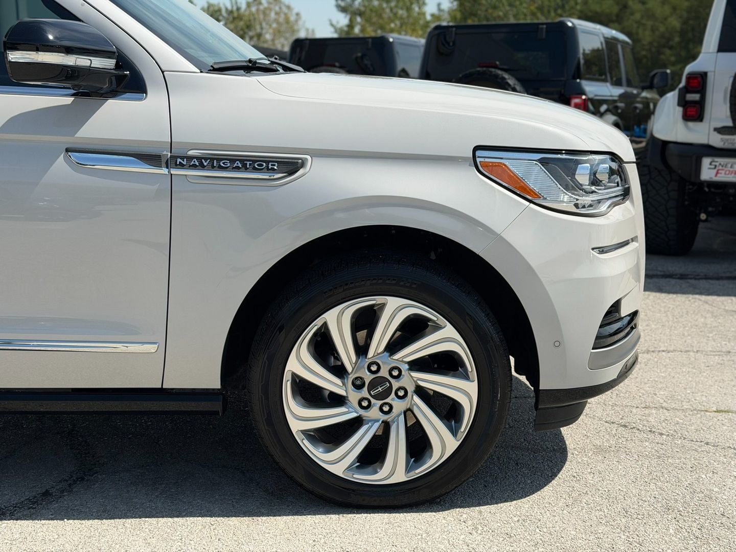 2024 Lincoln Navigator Premiere