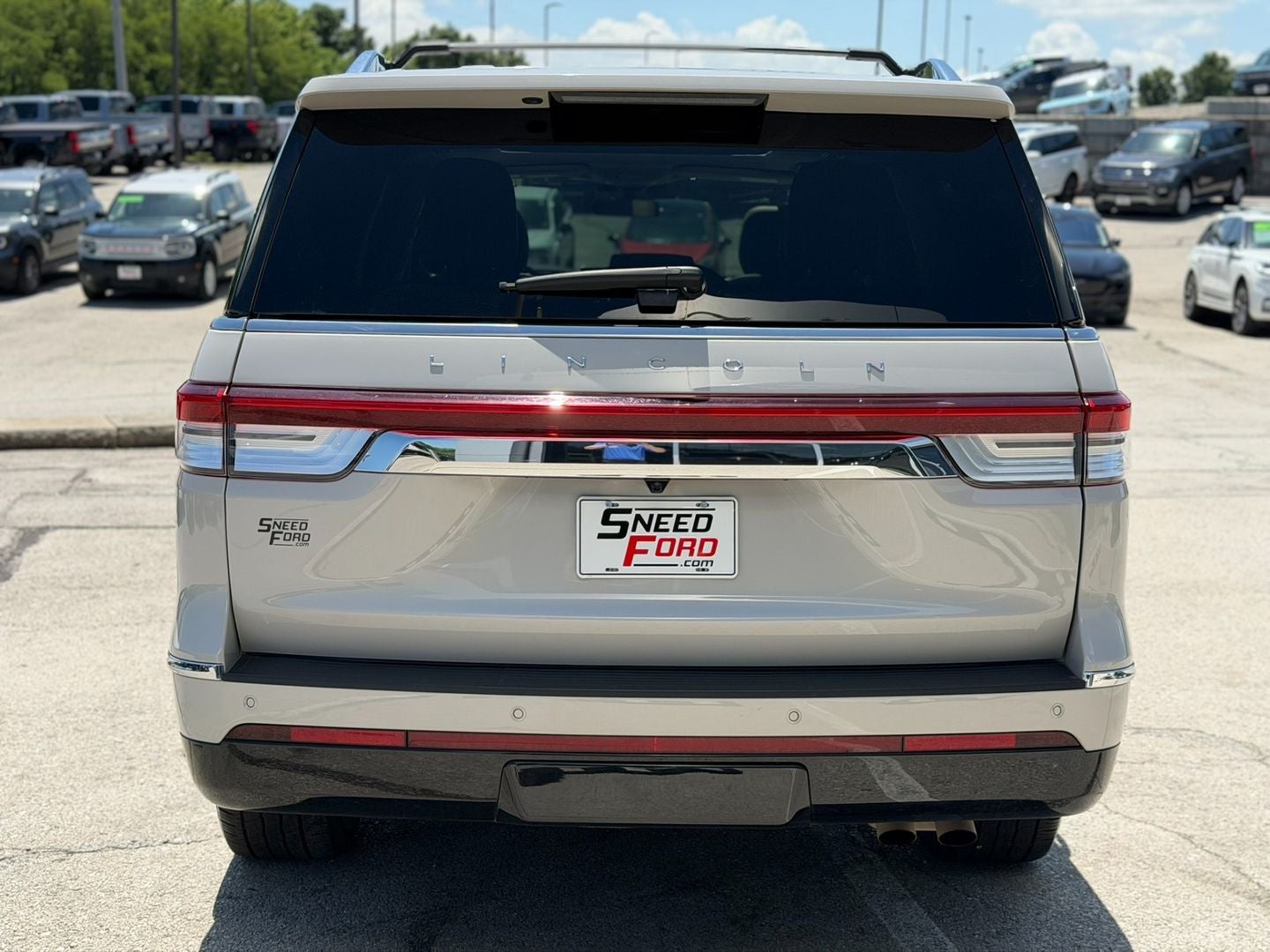 2024 Lincoln Navigator Premiere