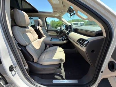 2024 Lincoln Navigator Premiere