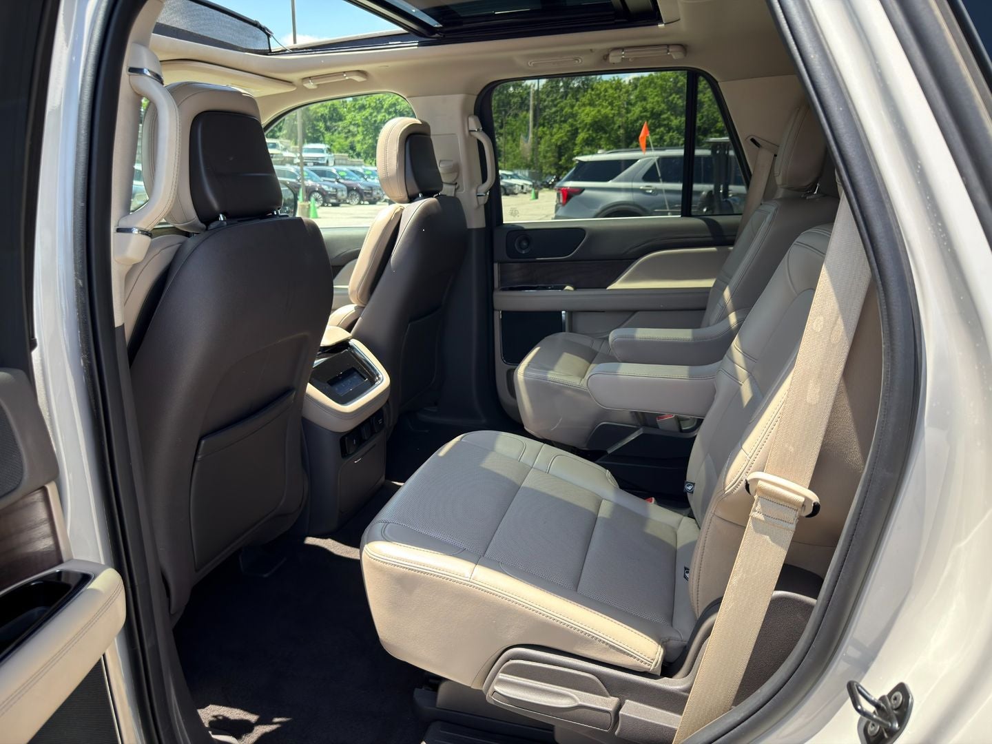 2024 Lincoln Navigator Premiere