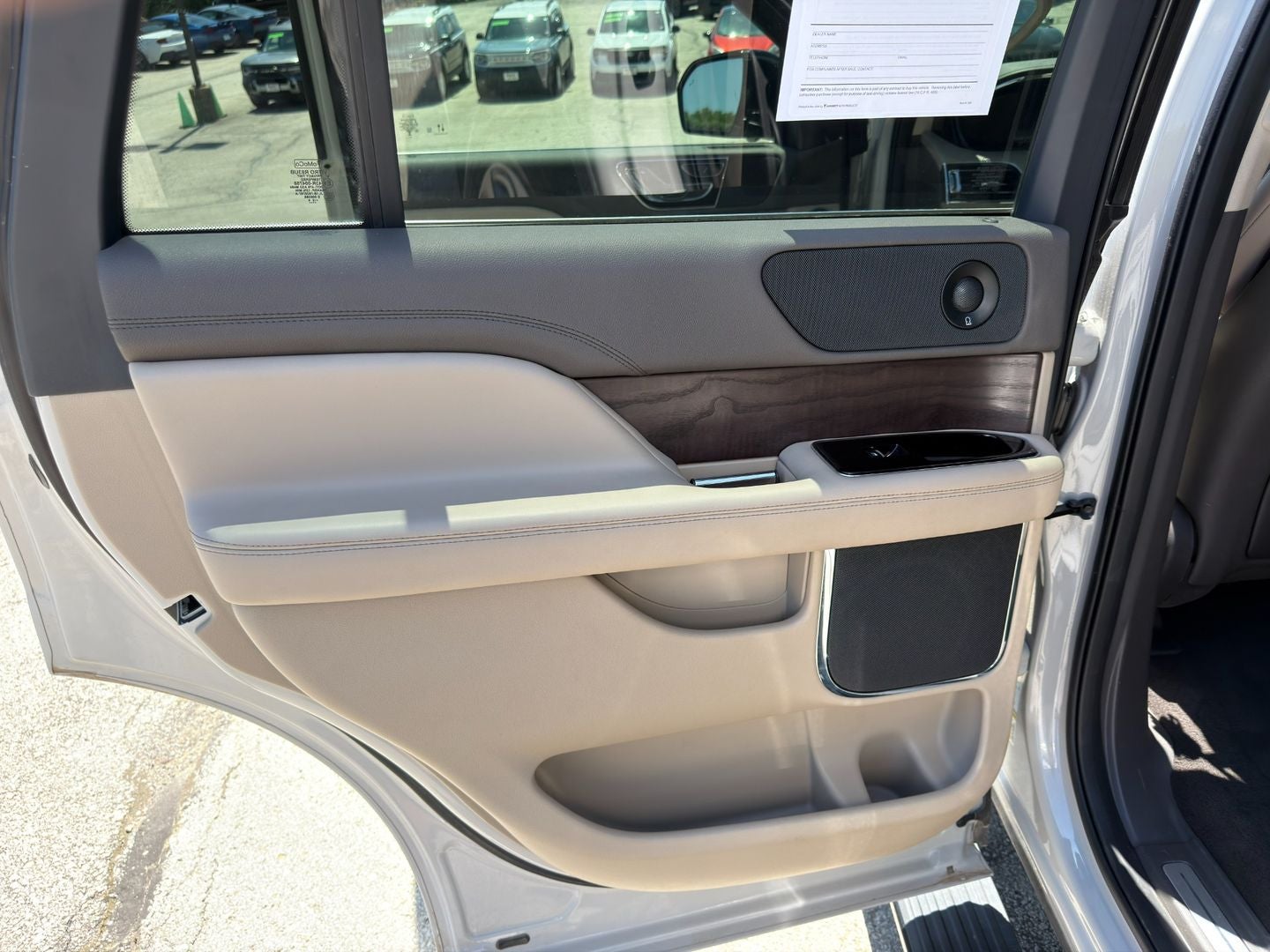 2024 Lincoln Navigator Premiere
