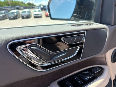 2024 Lincoln Navigator Premiere