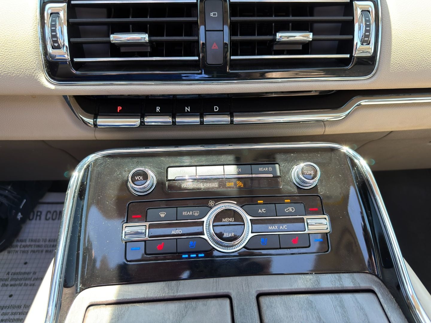 2024 Lincoln Navigator Premiere
