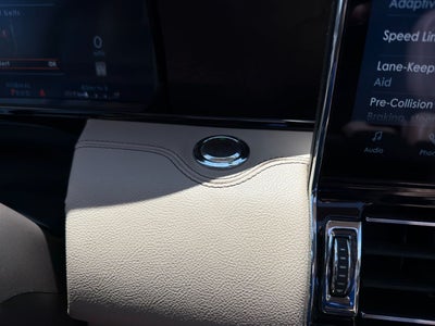 2024 Lincoln Navigator Premiere