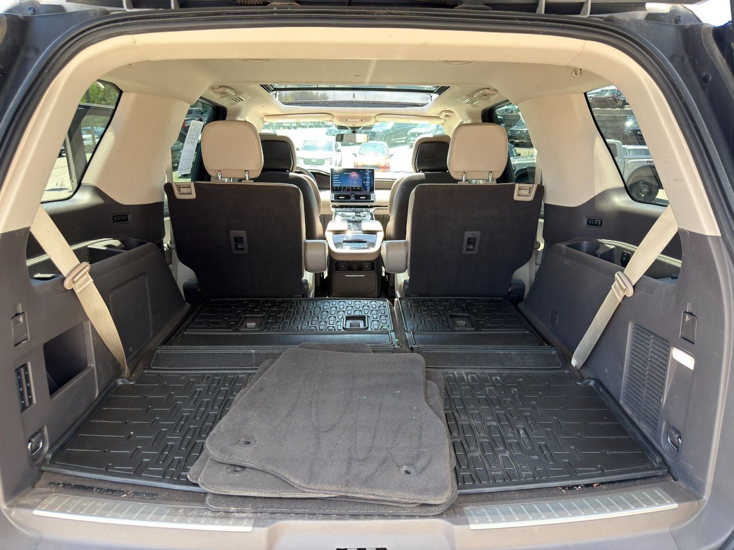 2024 Lincoln Navigator Premiere