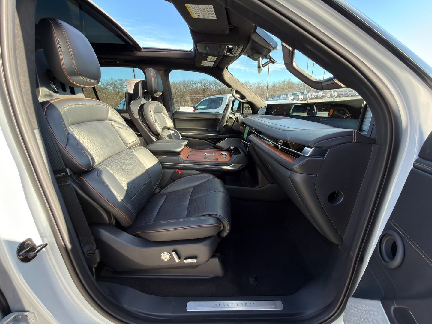 2025 Lincoln Navigator Black Label