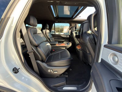 2025 Lincoln Navigator Black Label