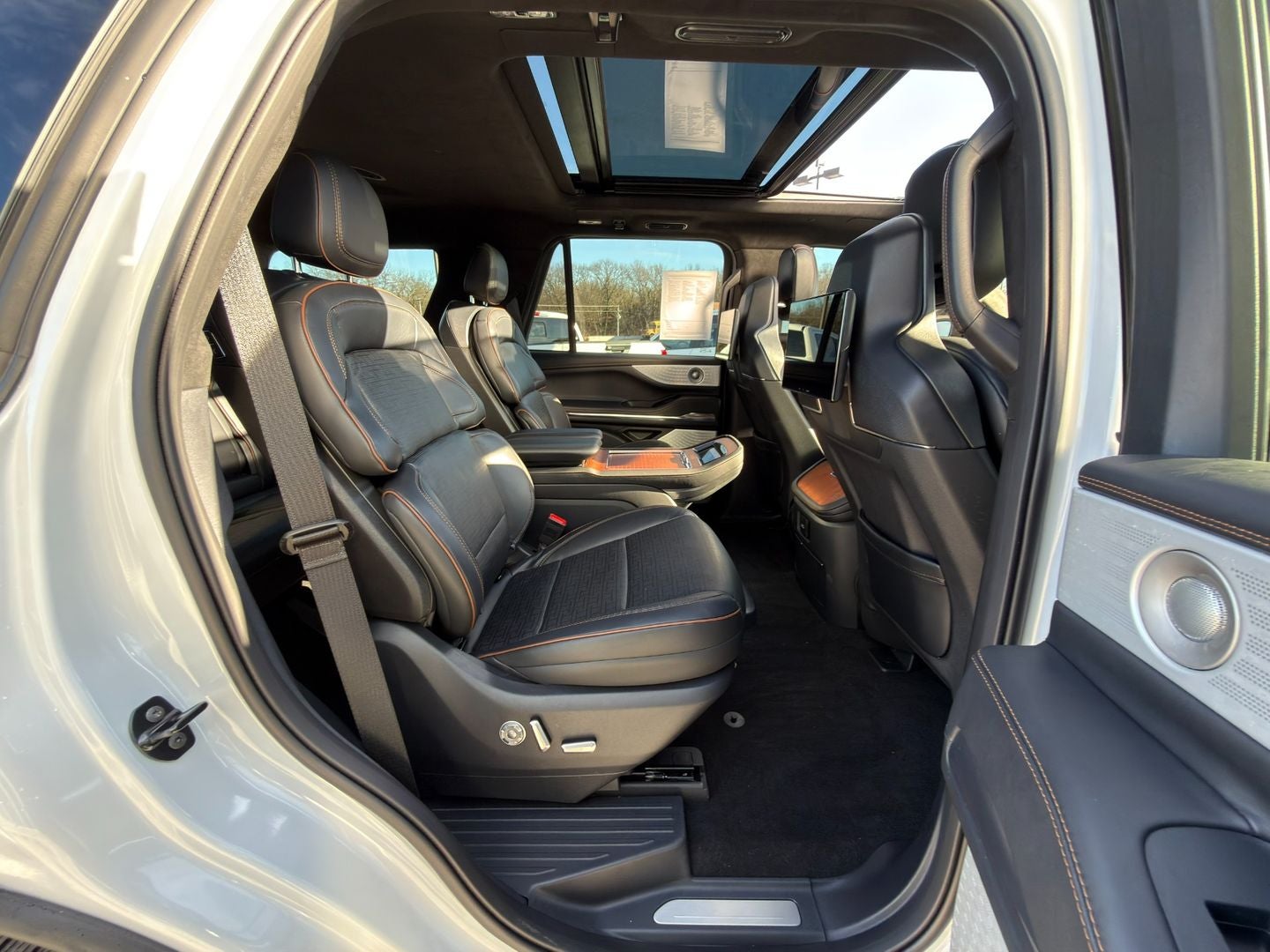 2025 Lincoln Navigator Black Label