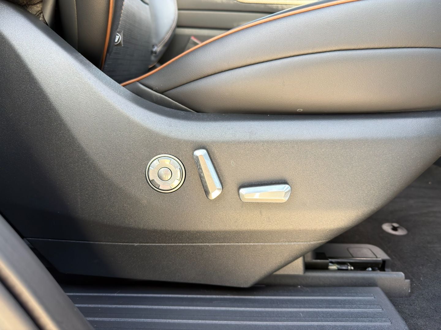 2025 Lincoln Navigator Black Label