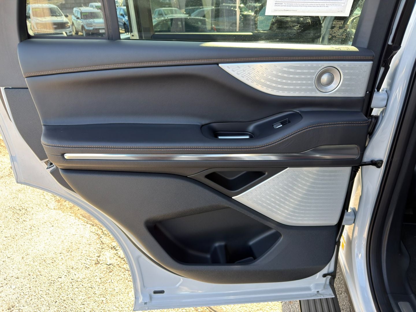 2025 Lincoln Navigator Black Label