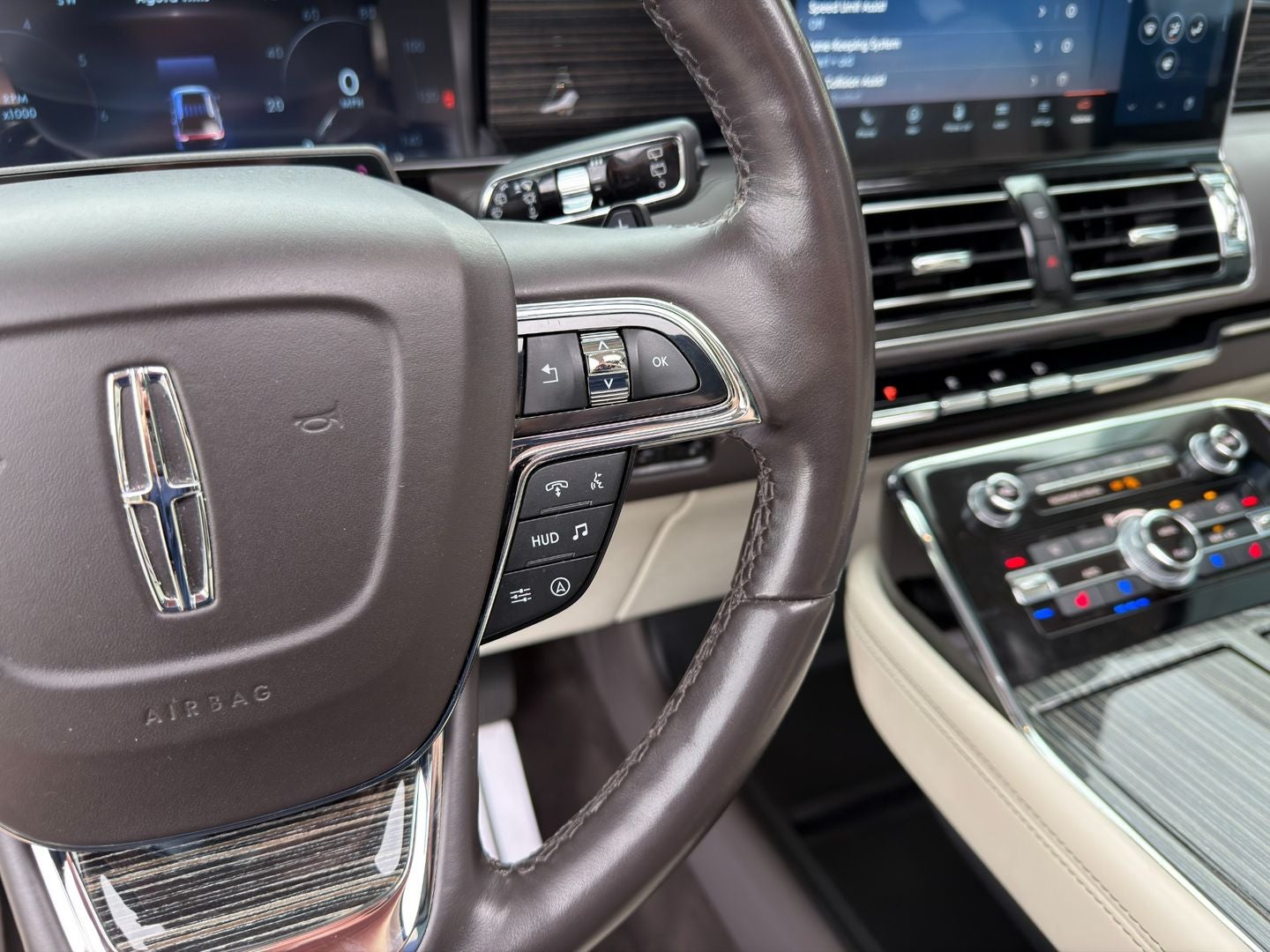2023 Lincoln Navigator Black Label