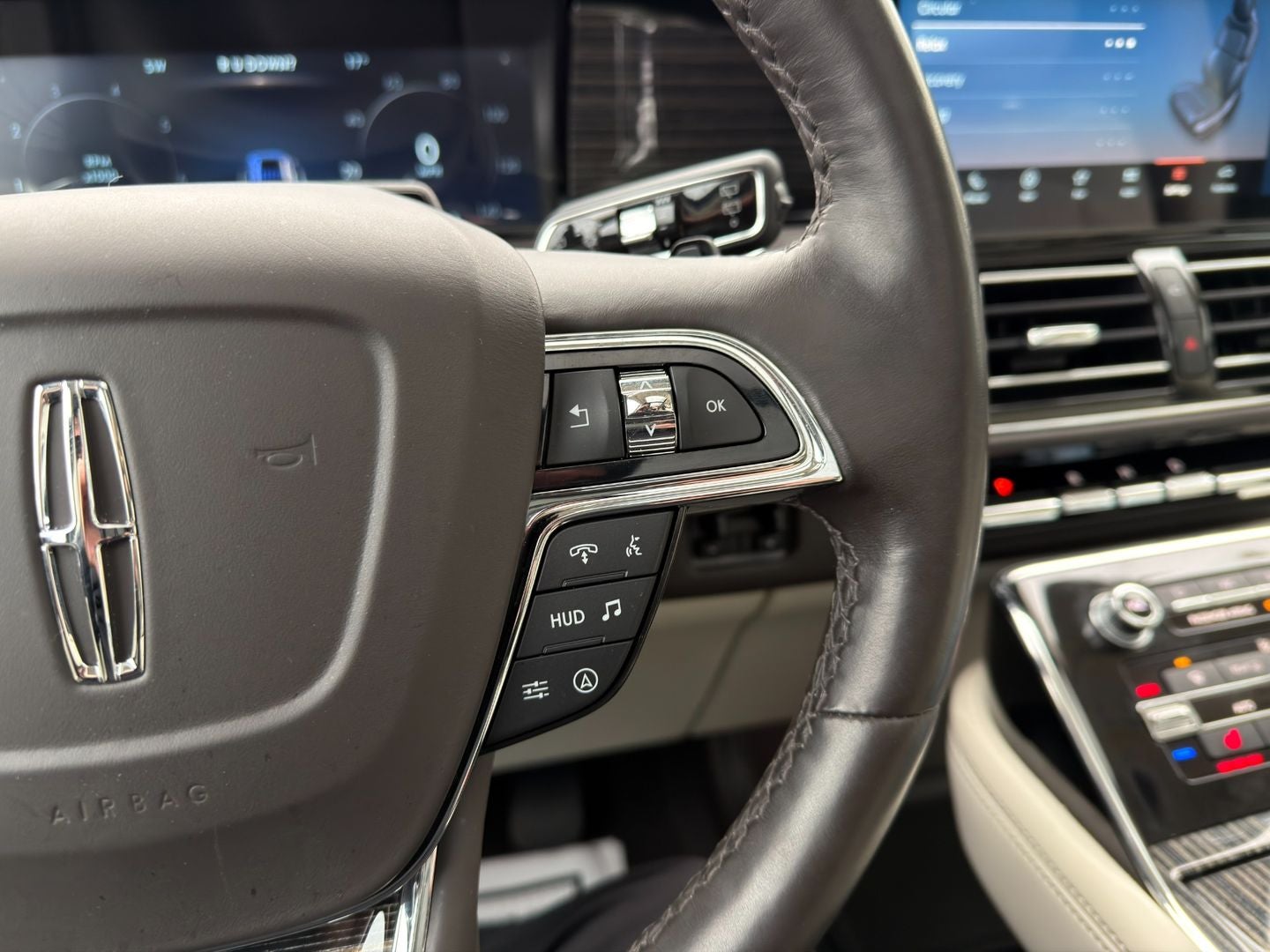 2023 Lincoln Navigator Black Label