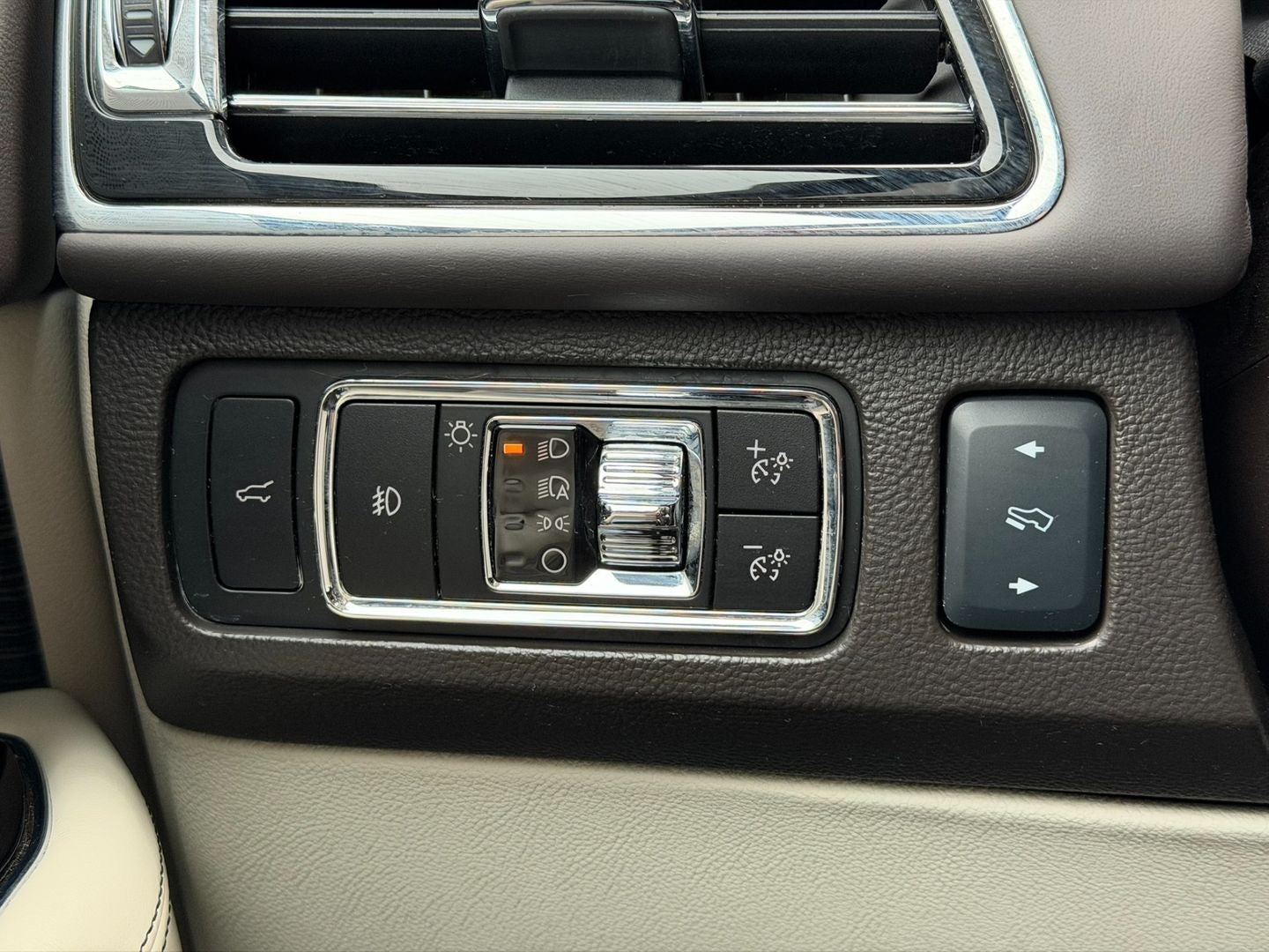 2023 Lincoln Navigator Black Label