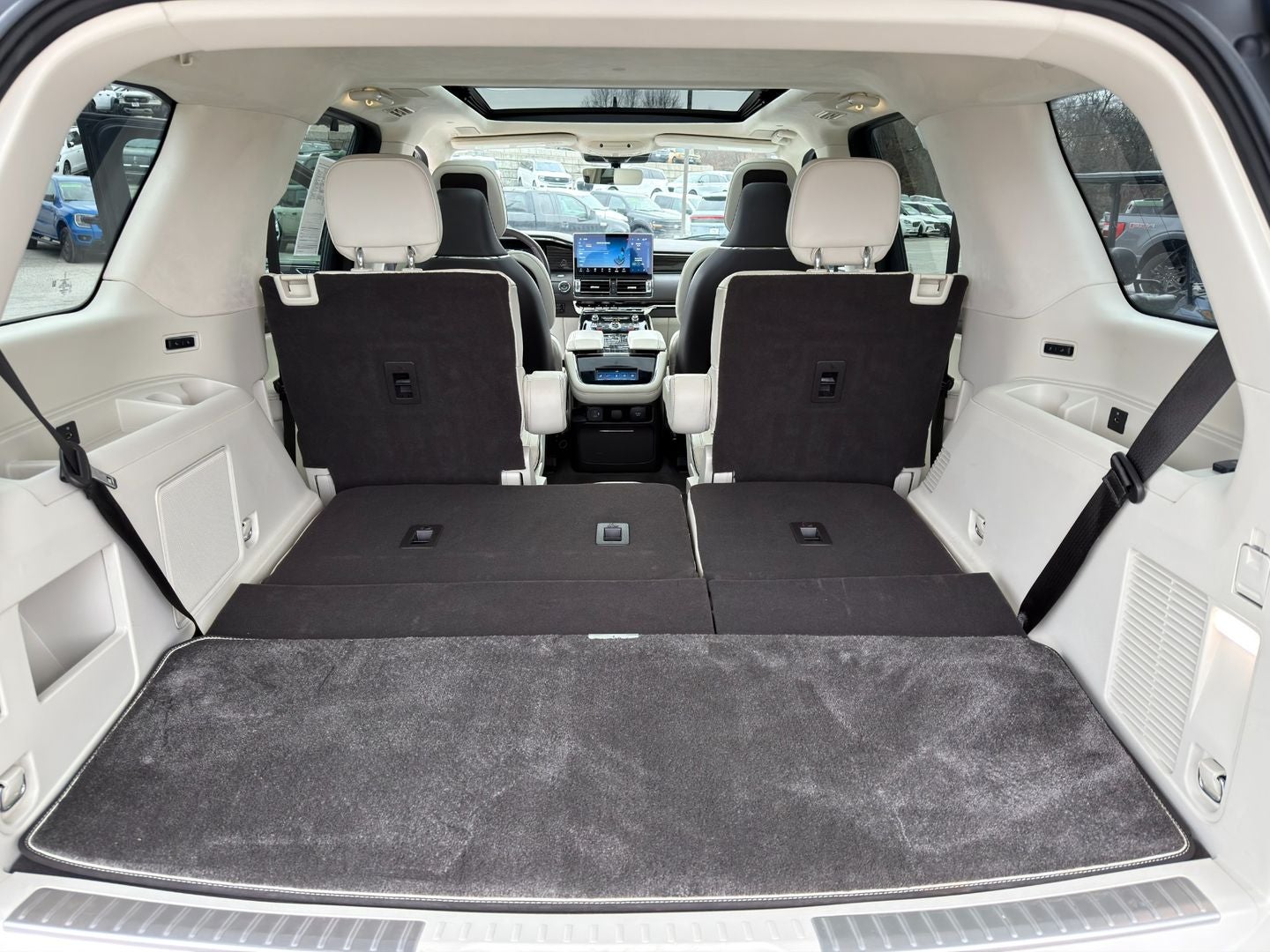 2023 Lincoln Navigator Black Label