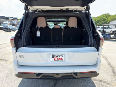 2025 Lincoln Navigator Black Label