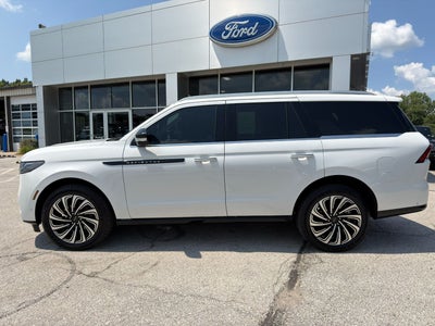 2025 Lincoln Navigator Black Label