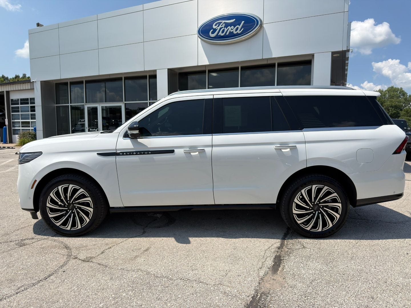 2025 Lincoln Navigator Black Label