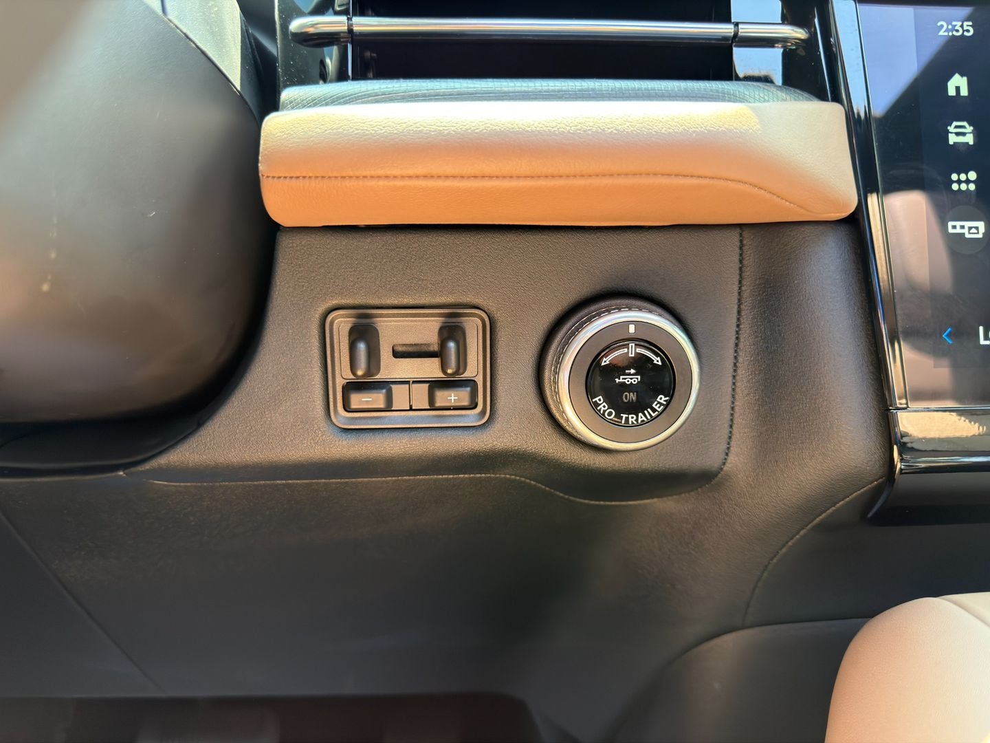 2025 Lincoln Navigator Black Label